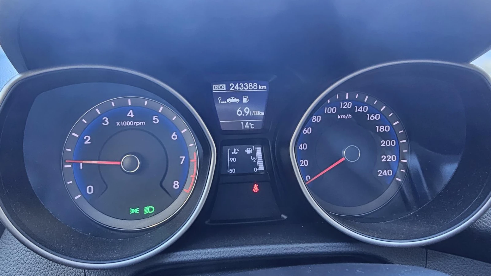 Hyundai I30 става на газ, снимка 11 - Автомобили и джипове - 56172846