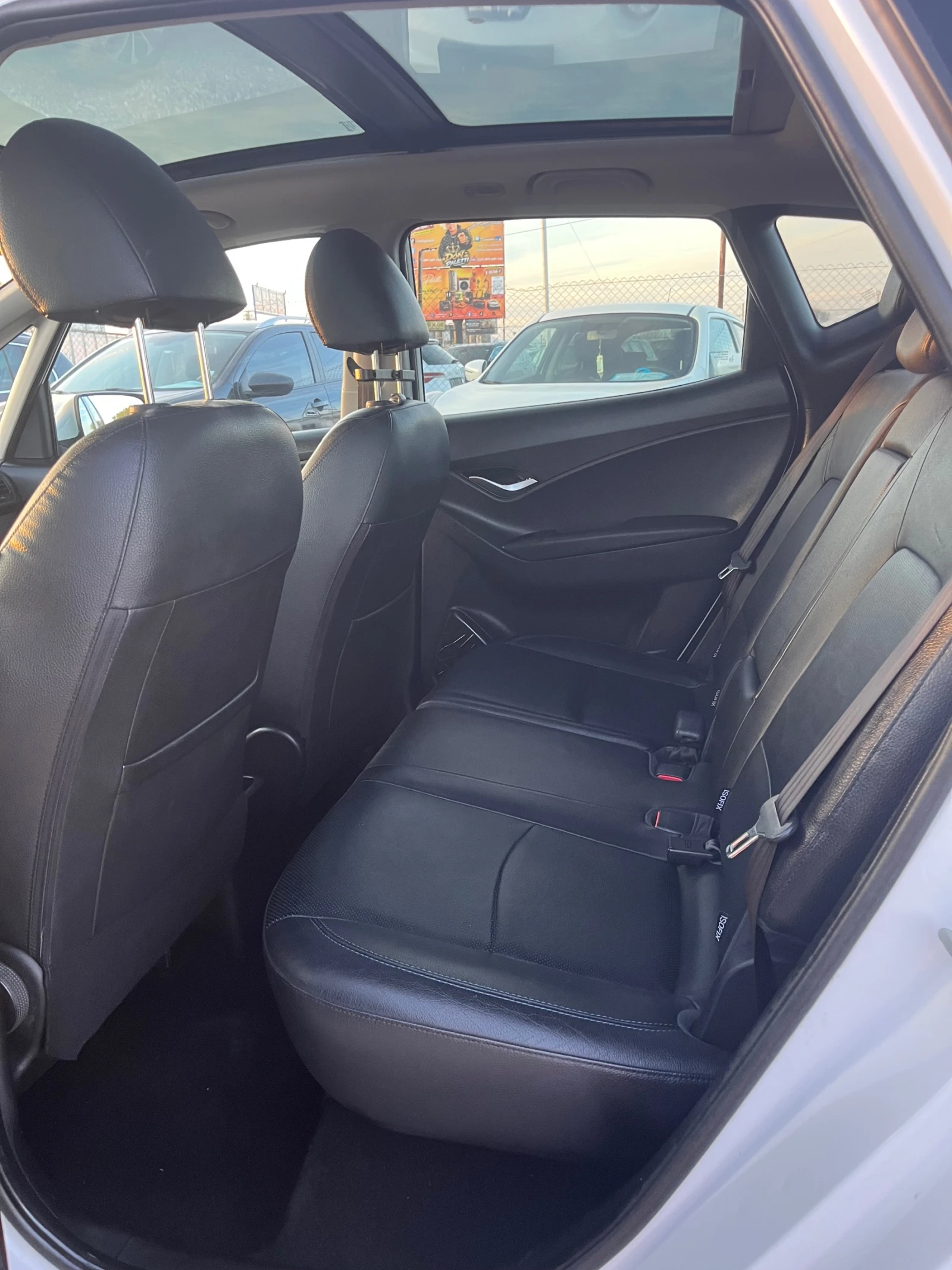 Hyundai Ix20 1.6 AUTOMAT, снимка 5 - Автомобили и джипове - 56333277