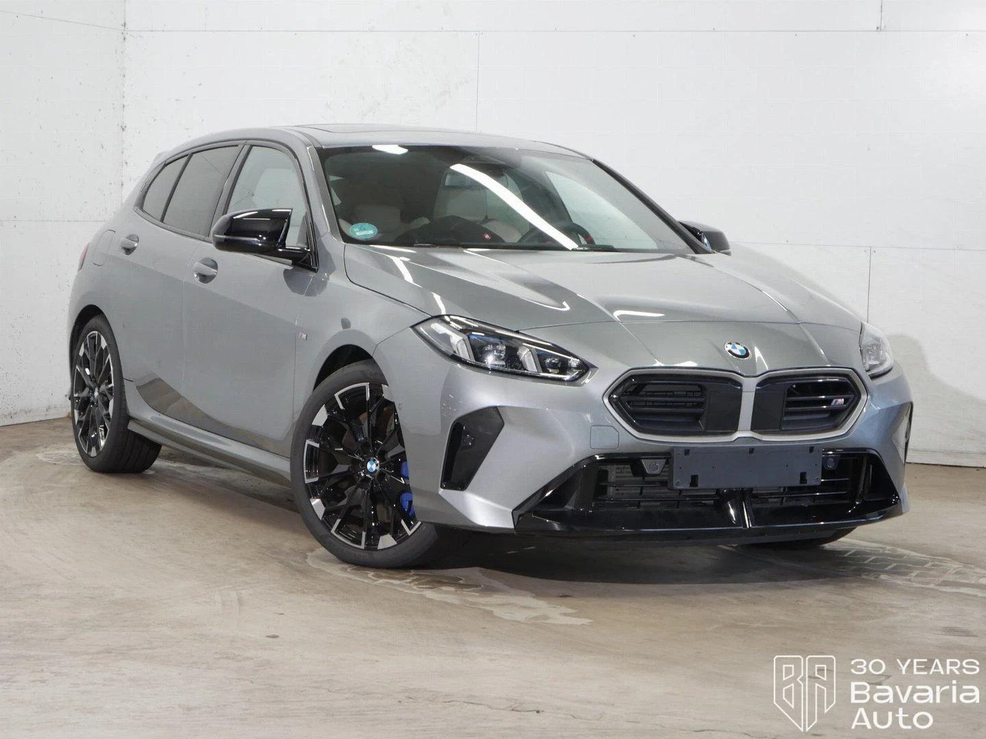 BMW M135 xDrive Steptronic, снимка 4 - Автомобили и джипове - 56505593