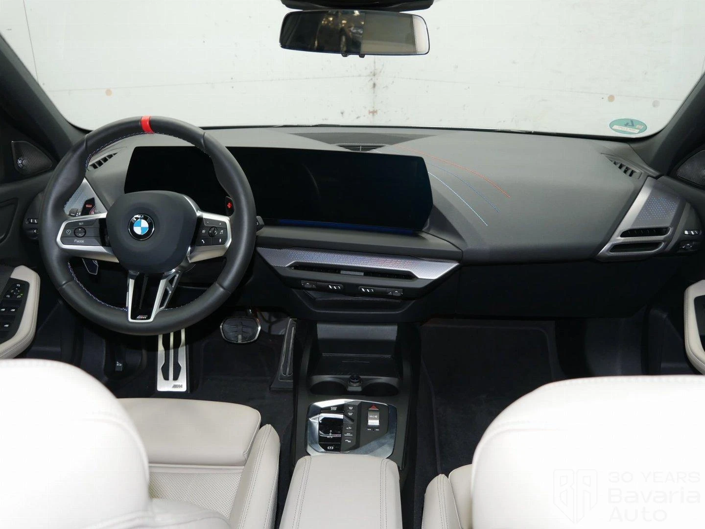 BMW M135 xDrive Steptronic, снимка 6 - Автомобили и джипове - 56505593