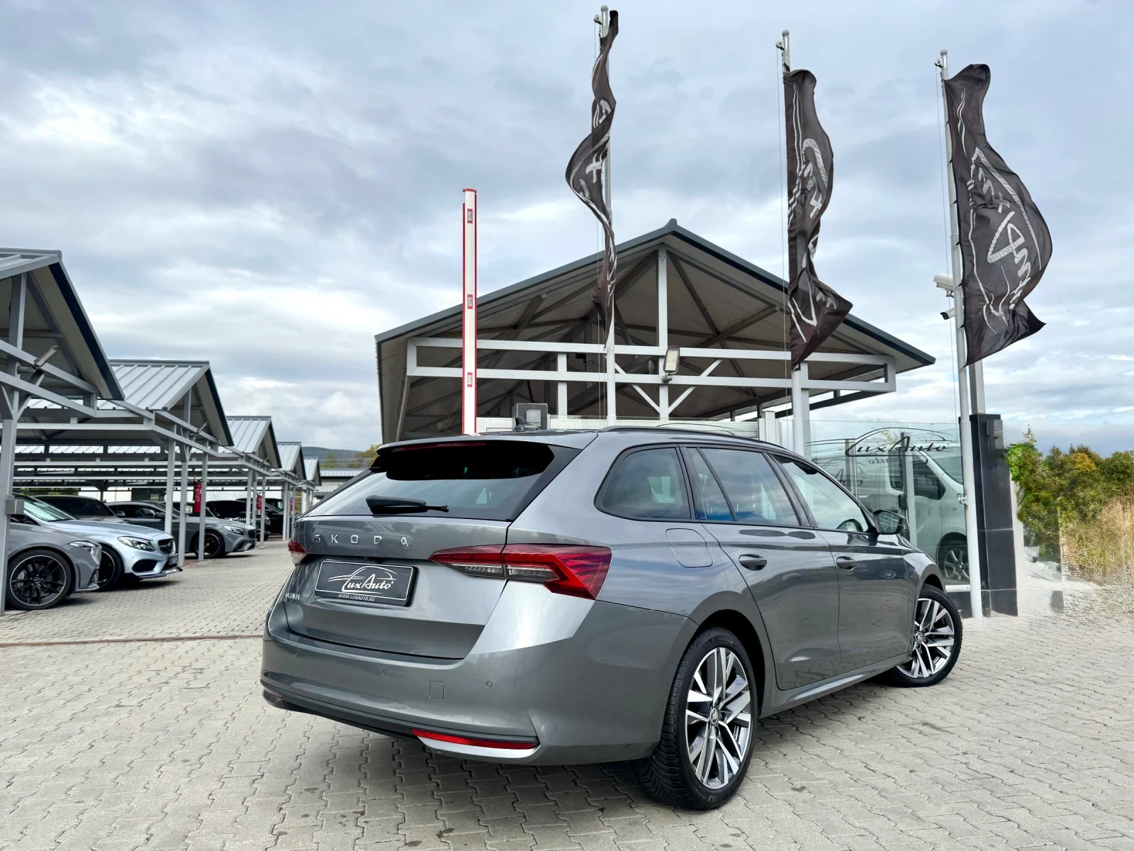 Skoda Octavia 2.0TDI#FACELIFT#SELECTION#DIGITAL#CAMERA#, снимка 4 - Автомобили и джипове - 56511874