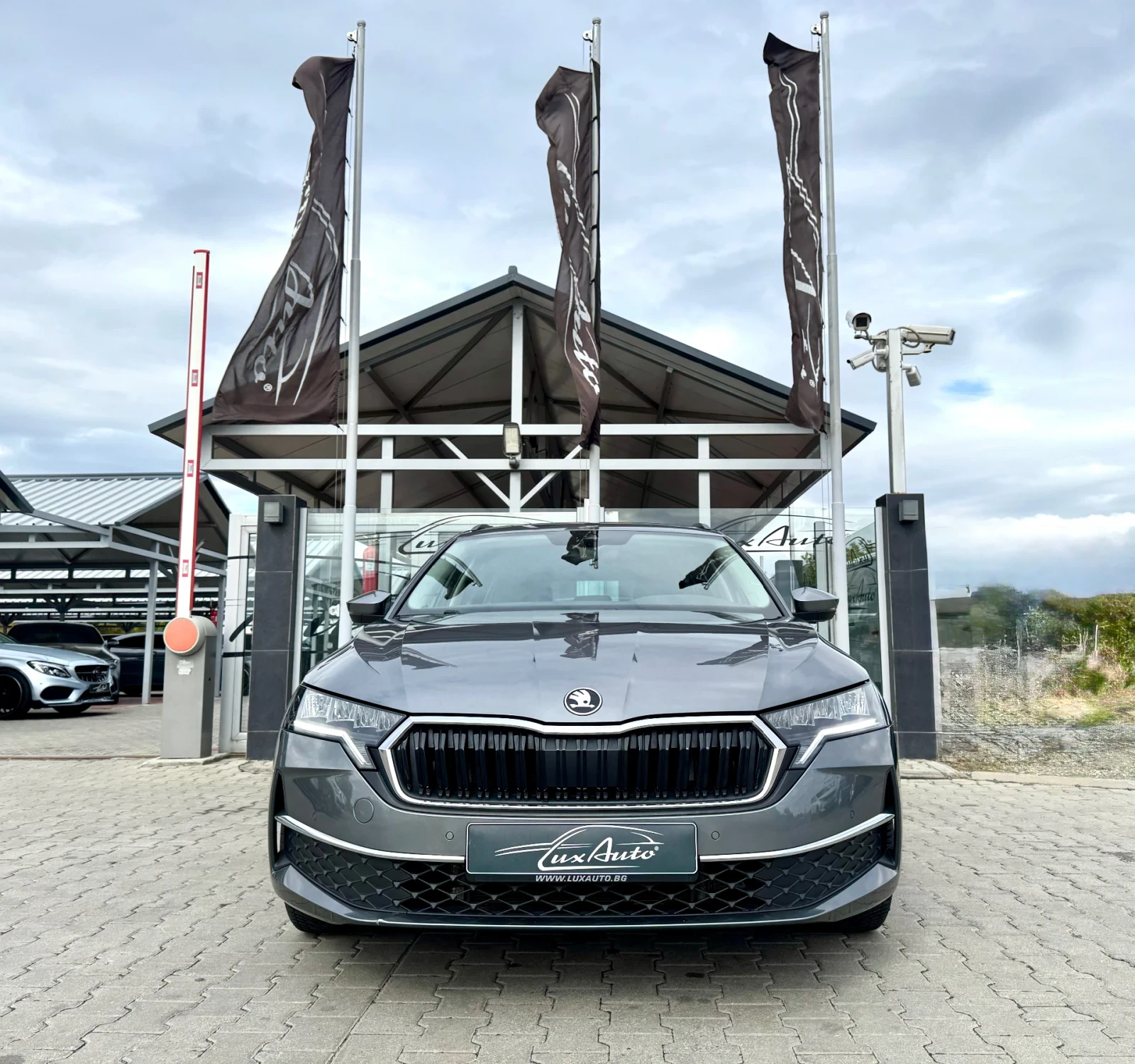 Skoda Octavia 2.0TDI#FACELIFT#SELECTION#DIGITAL#CAMERA#, снимка 6 - Автомобили и джипове - 56511874
