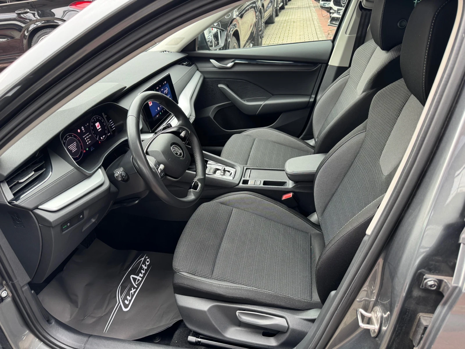 Skoda Octavia 2.0TDI#FACELIFT#SELECTION#DIGITAL#CAMERA#, снимка 9 - Автомобили и джипове - 56511874
