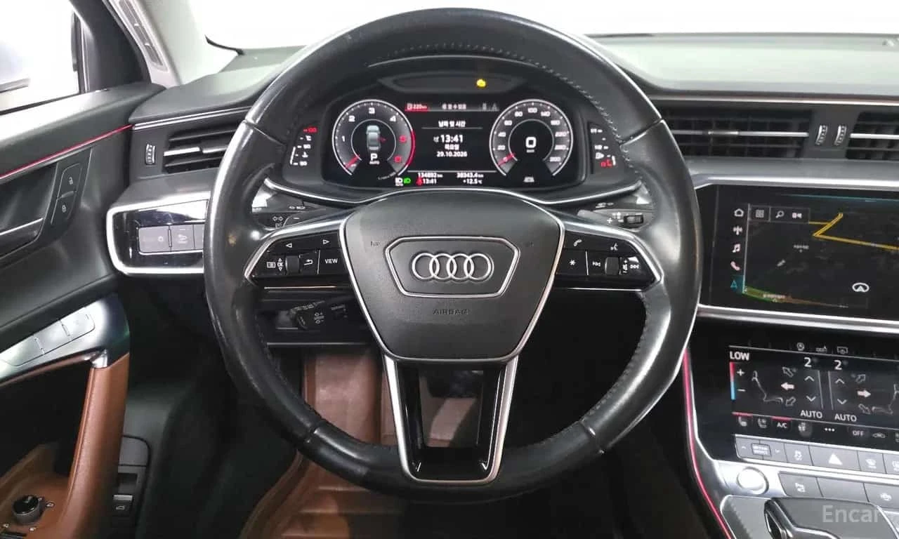 Audi A6 ОБДУХВАНЕ/ПАНОРАМА/ДИСТРОНИК/360, снимка 13 - Автомобили и джипове - 56730311
