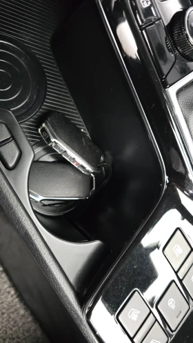 Kia Sportage 2.0 D* Prestige 4x4* HARMAN KARDON* ОБДУХВАНЕ*  - 18400 € / 35987.27 лв. - 42606784 14