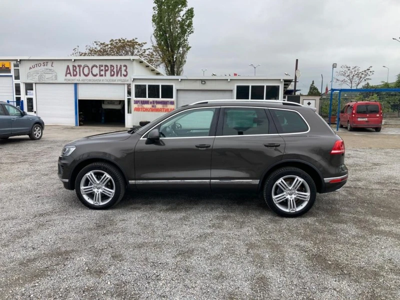 VW Touareg 3, 0TDi 4Х4  НАВИ КОЖА ПОДГРЕВ ЕURO 6B, снимка 8 - Автомобили и джипове - 40604229