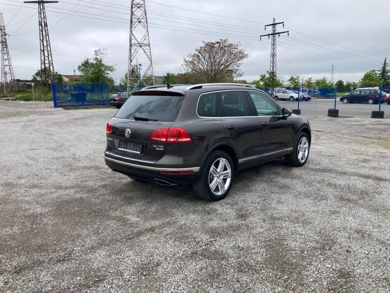 VW Touareg 3, 0TDi 4Х4  НАВИ КОЖА ПОДГРЕВ ЕURO 6B, снимка 5 - Автомобили и джипове - 40604229