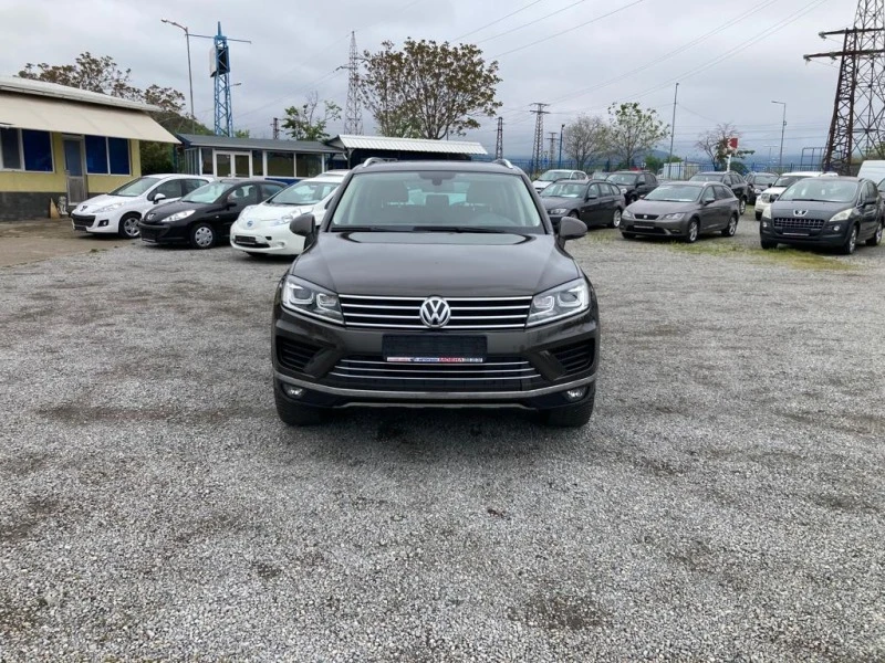 VW Touareg 3, 0TDi 4Х4  НАВИ КОЖА ПОДГРЕВ ЕURO 6B, снимка 2 - Автомобили и джипове - 40604229