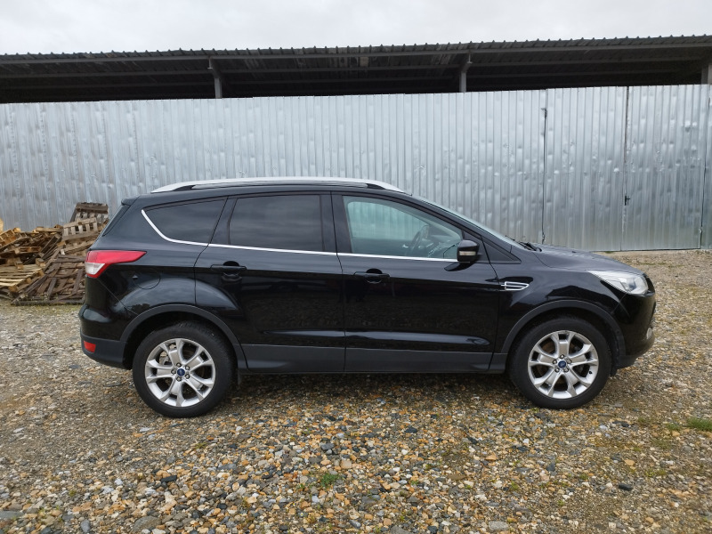 Ford Kuga 2.0TDCI-4X4 KEYLESSGO TITANIUM, снимка 8 - Автомобили и джипове - 42179133