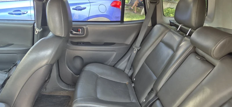 Hyundai Santa fe 2.7 v6 4* 4 газ, снимка 8 - Автомобили и джипове - 50700854