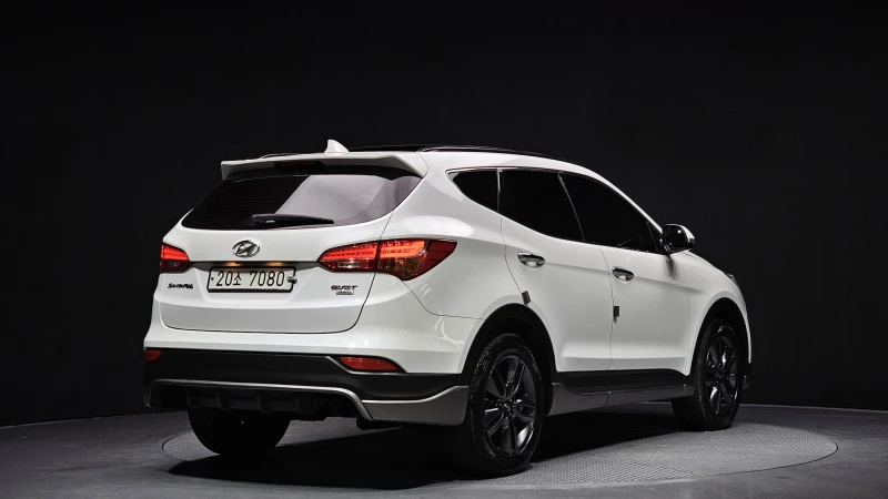 Hyundai Santa fe 4x4 / Exclusive Special / 7 места / Перла !!!, снимка 2 - Автомобили и джипове - 52142297
