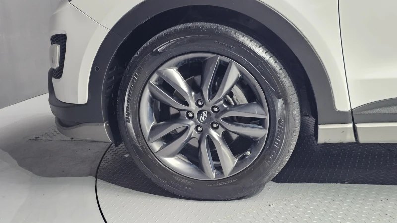 Hyundai Santa fe 4x4 / Exclusive Special / 7 места / Перла !!!, снимка 5 - Автомобили и джипове - 52142297