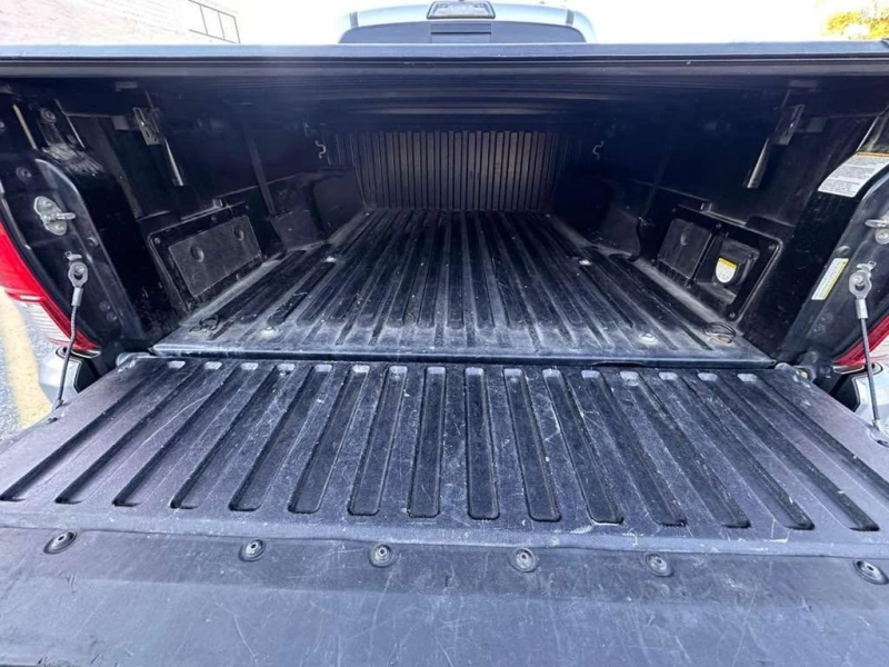 Toyota Tacoma * DOUBLE CAB * CARFAX * , снимка 13 - Автомобили и джипове - 53023361