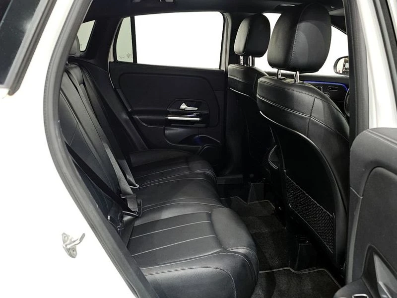 Mercedes-Benz GLA 220 2.5 4matic Висок клас оборудване, снимка 12 - Автомобили и джипове - 55751142