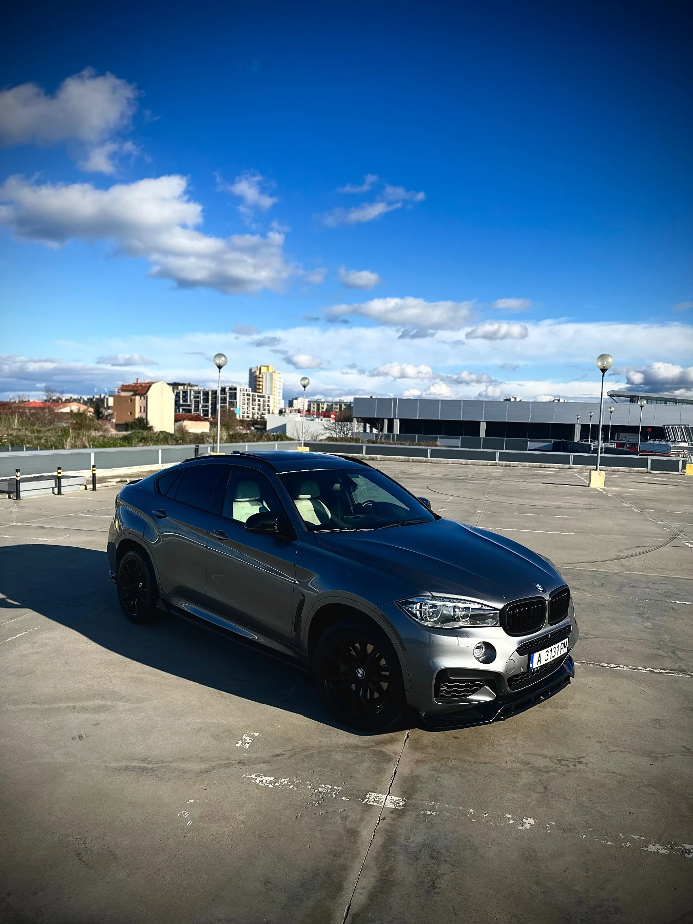 BMW X6 М50I - изображение 5