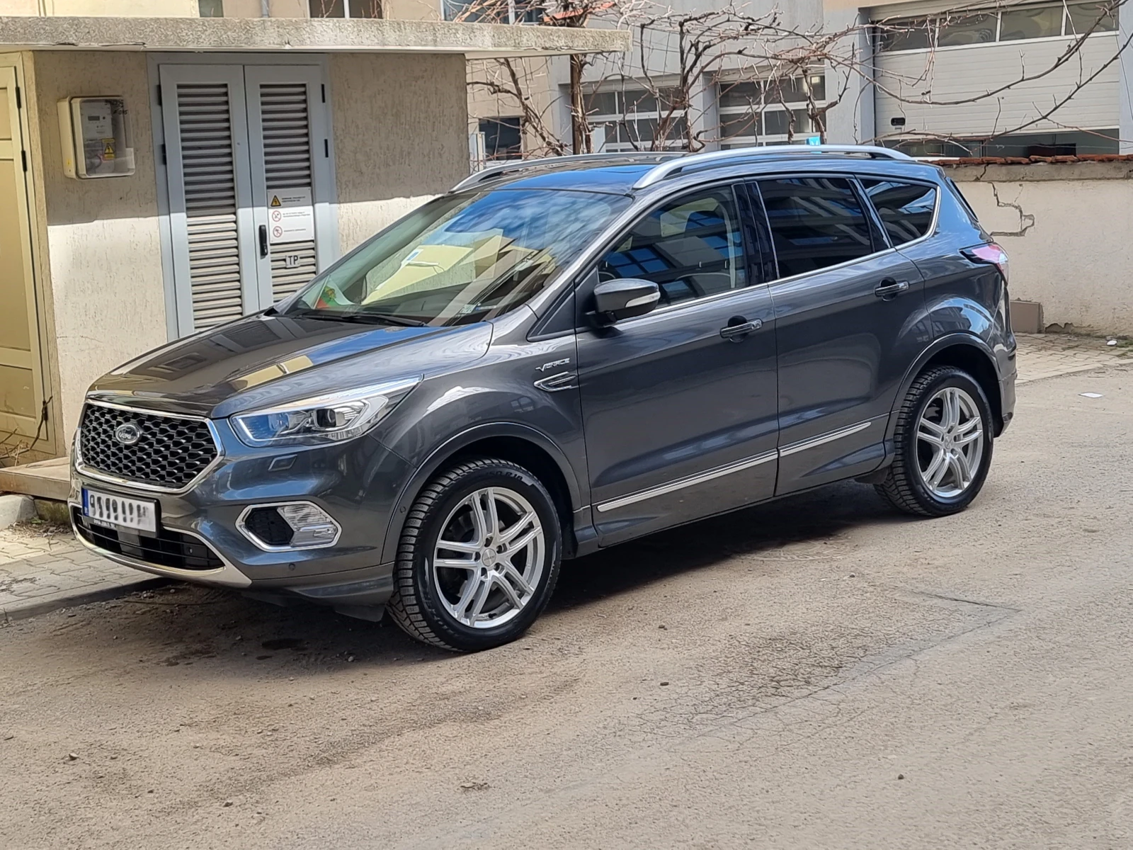 Ford Kuga 2.0 Duratorq 4x4 TDCi DPF - изображение 5
