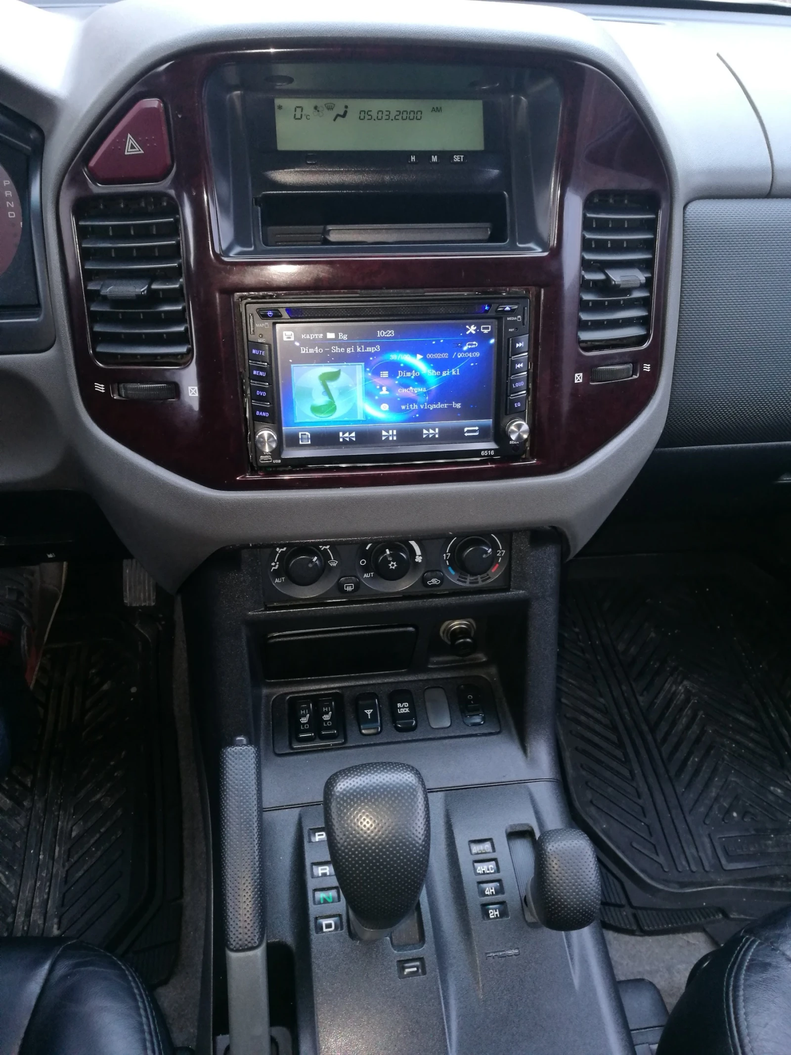 Mitsubishi Pajero  - изображение 5