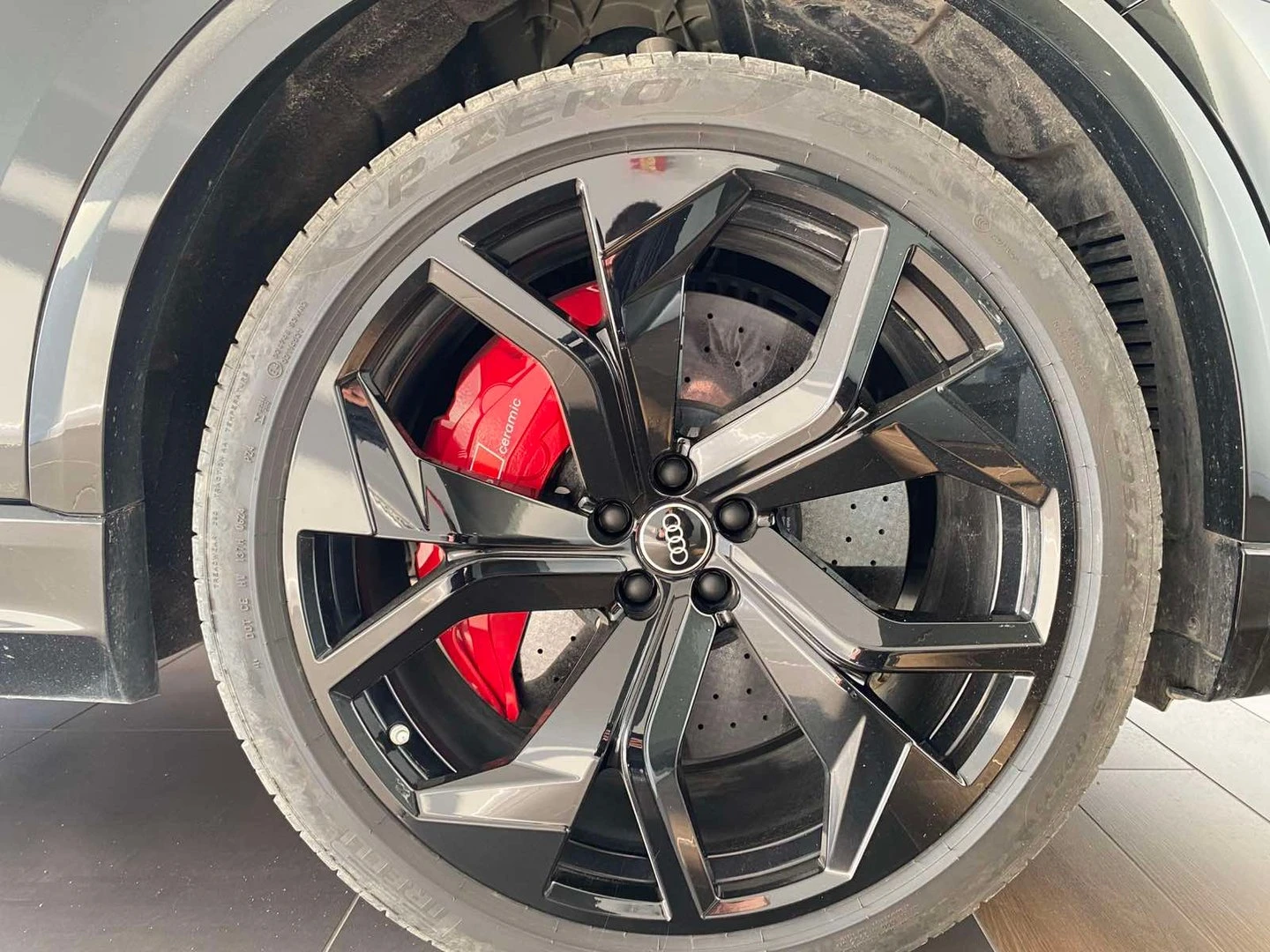 Audi RSQ8 Audi RS Q8 TFSI quattro - изображение 10