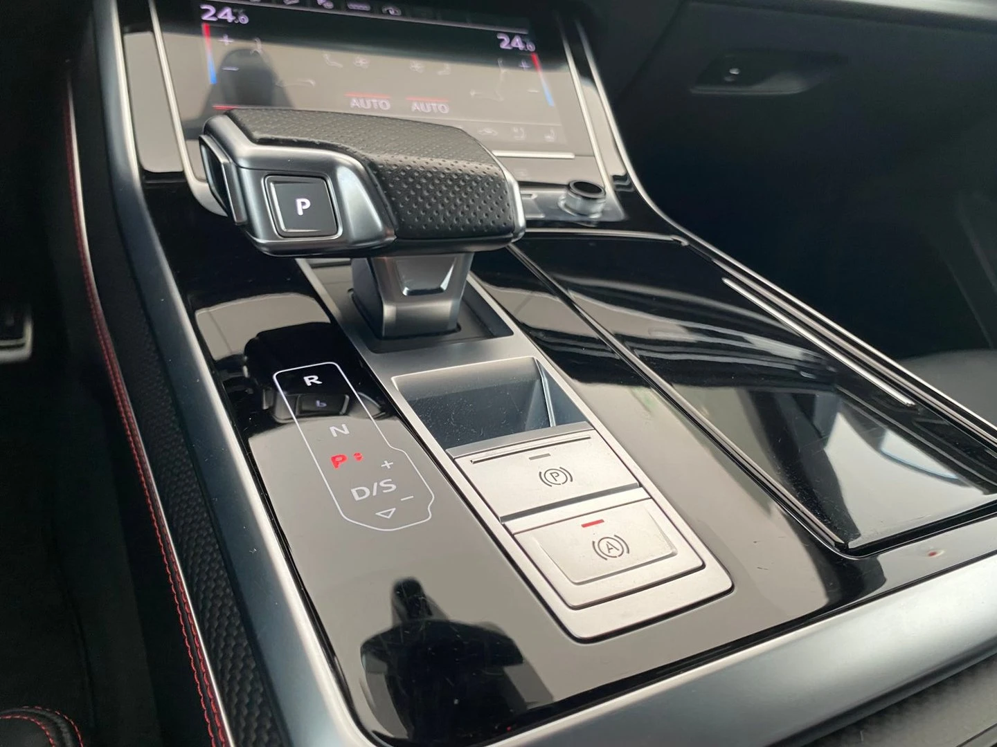 Audi RSQ8 Audi RS Q8 TFSI quattro, снимка 7 - Автомобили и джипове - 53033116