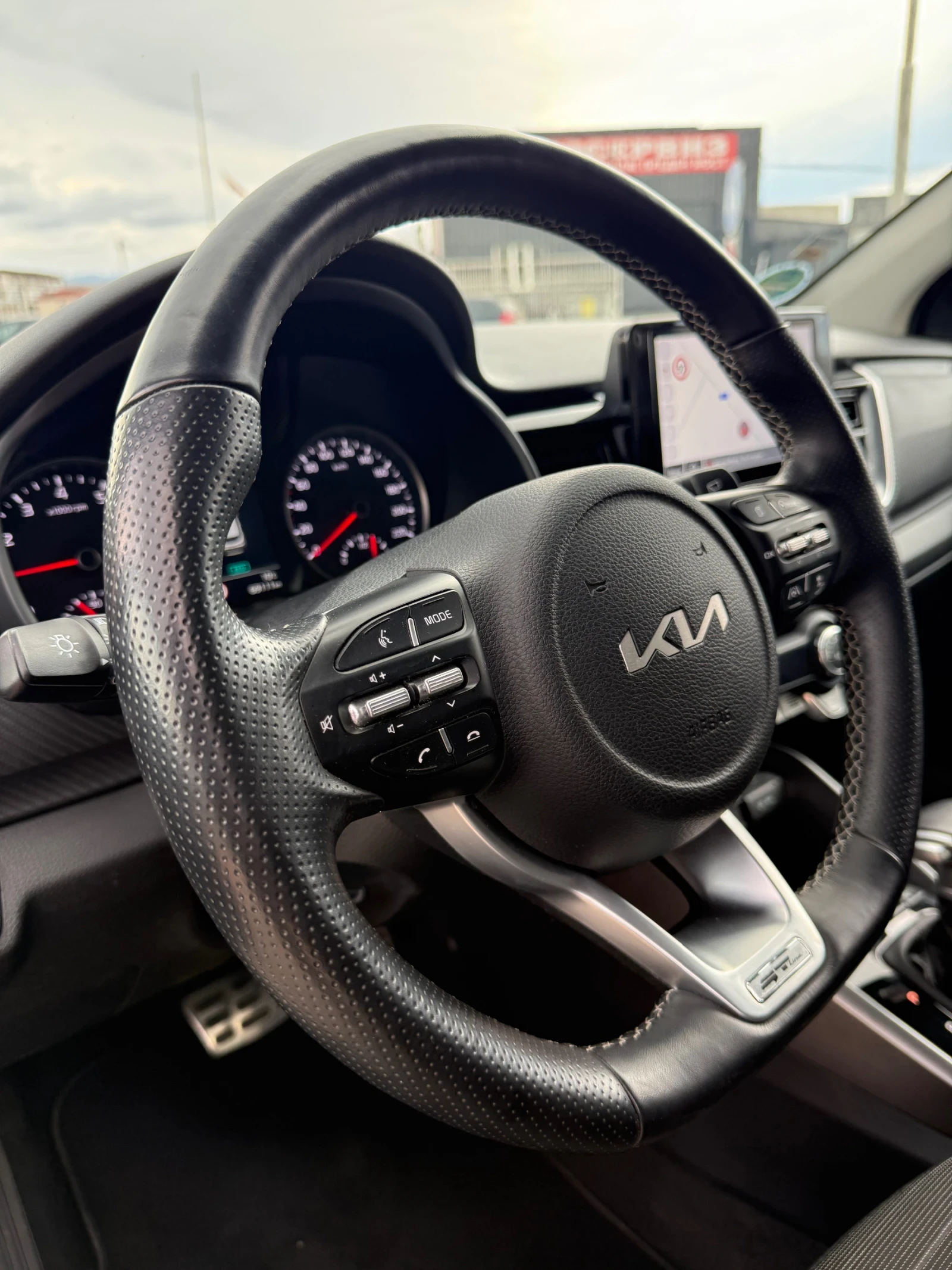 Kia Stonic GT-Line * Automatic* 69100km!Hybrid  | Mobile.bg � ����������� 14