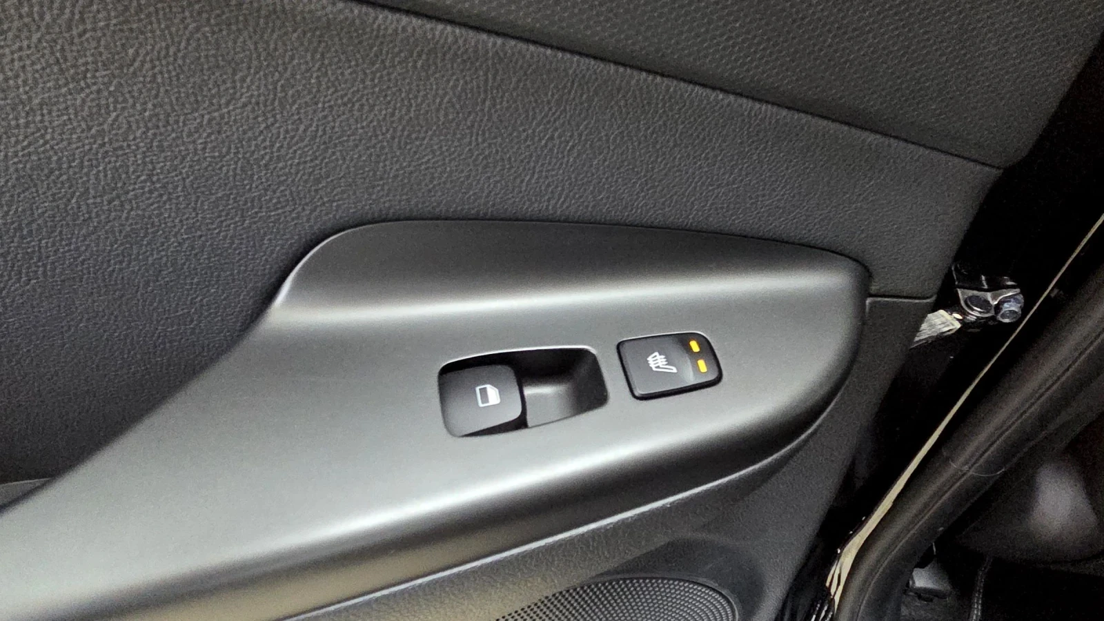 Hyundai Kona 64KWh/Premium/Blue Link/SOH100%, снимка 9 - Автомобили и джипове - 53917940