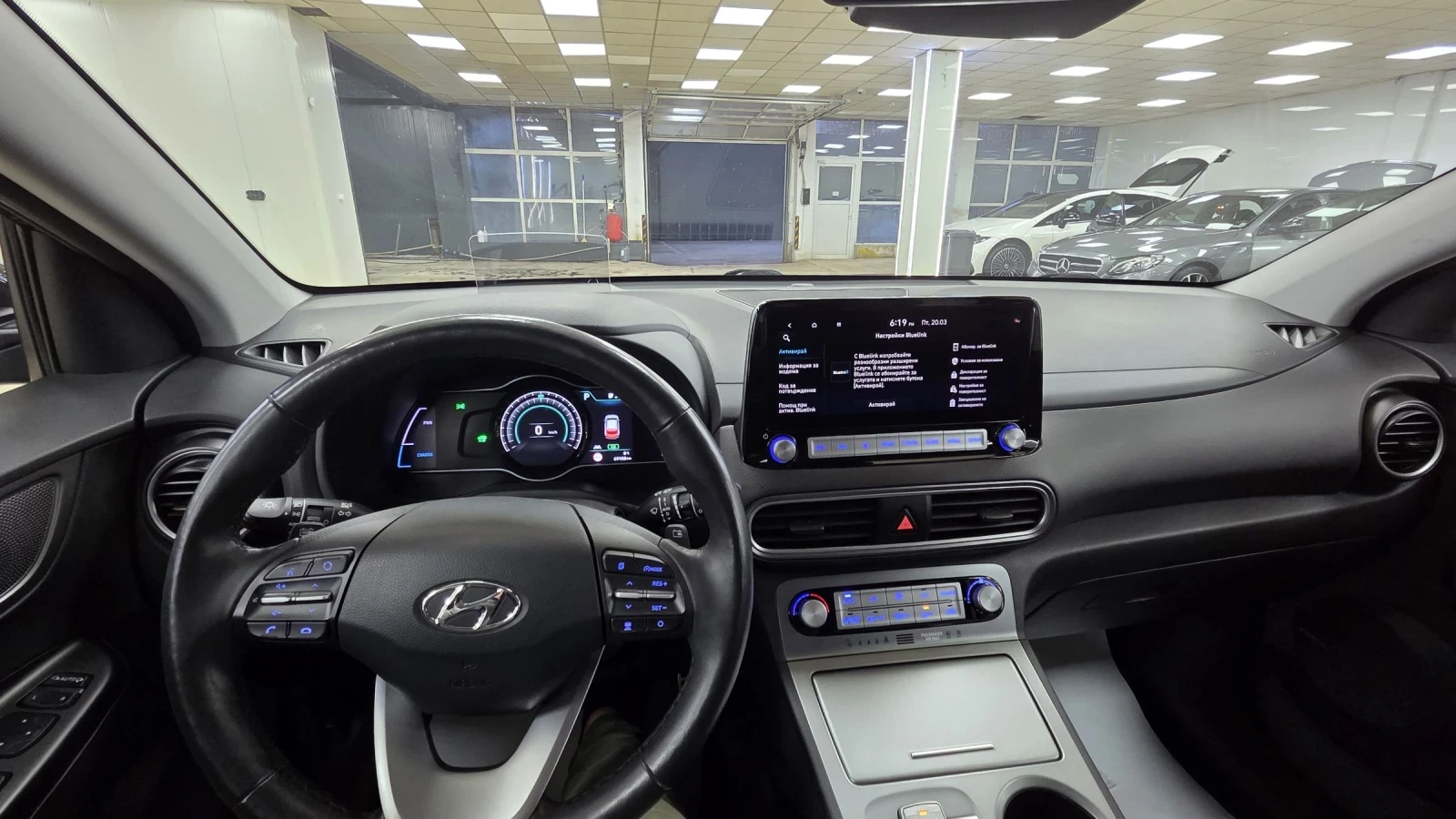 Hyundai Kona 64KWh/Premium/Blue Link/SOH100%, снимка 13 - Автомобили и джипове - 53917940