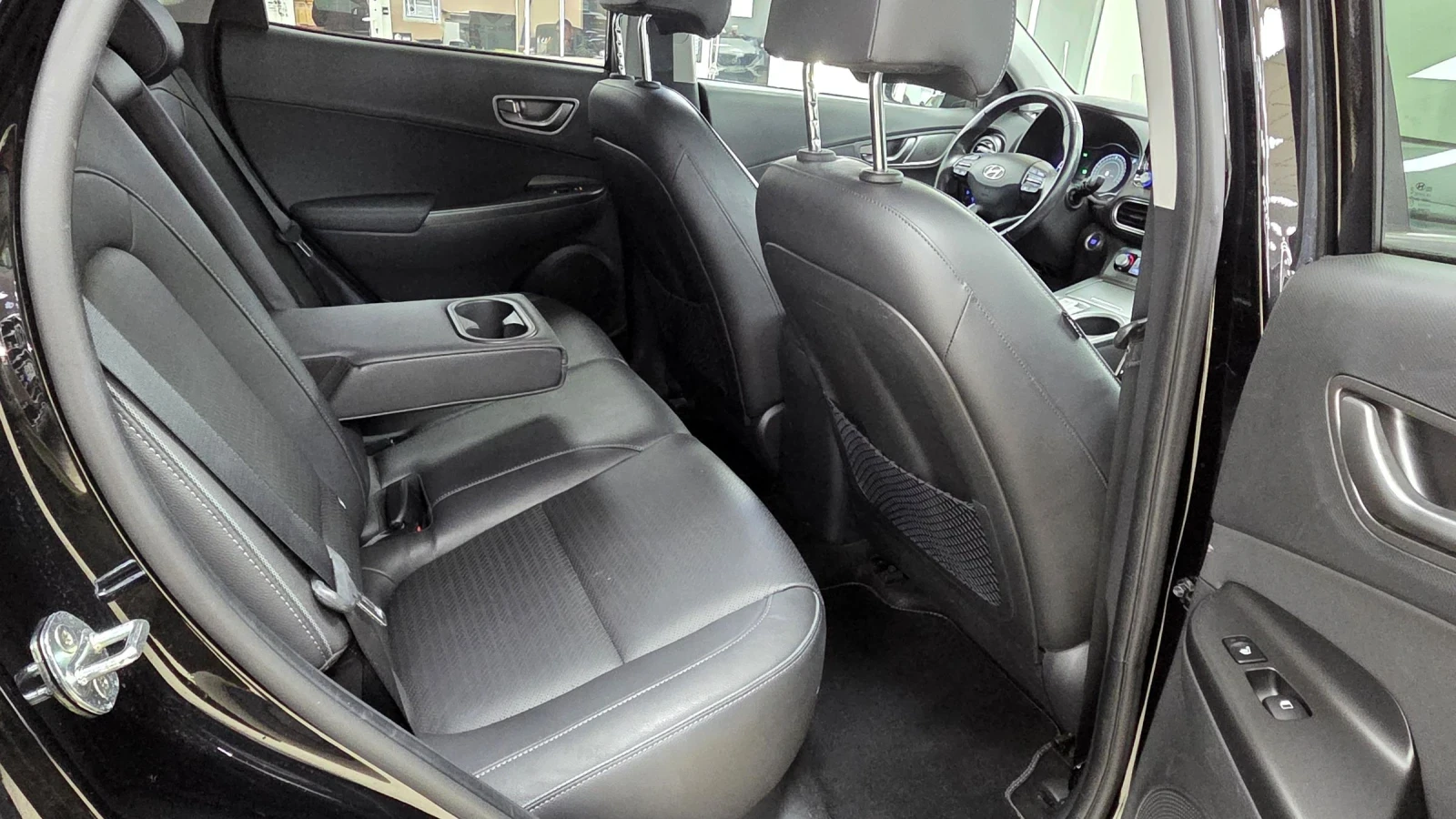 Hyundai Kona 64KWh/Premium/Blue Link/SOH100%, снимка 10 - Автомобили и джипове - 53917940