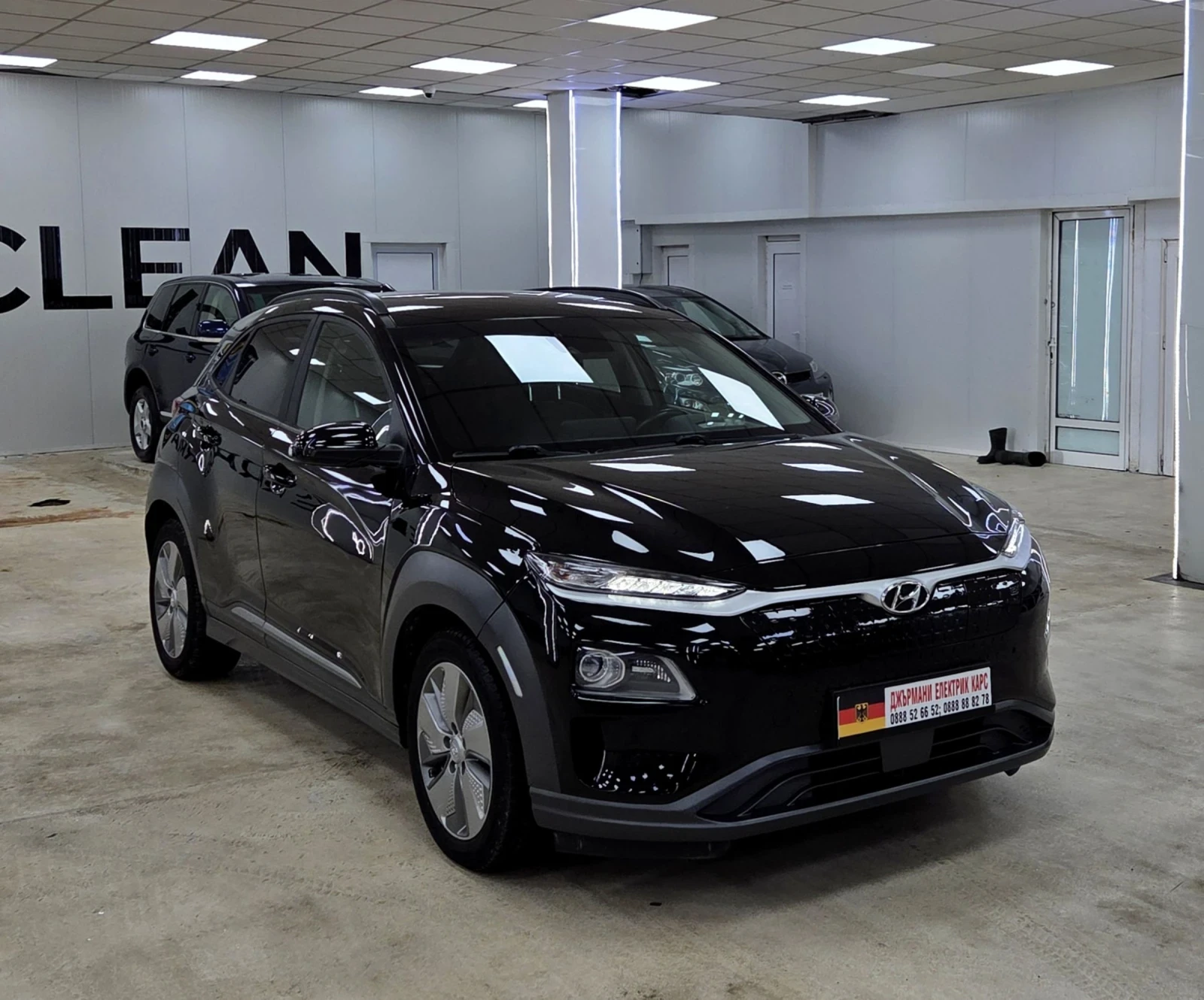 Hyundai Kona 64KWh/Premium/Blue Link/SOH100%