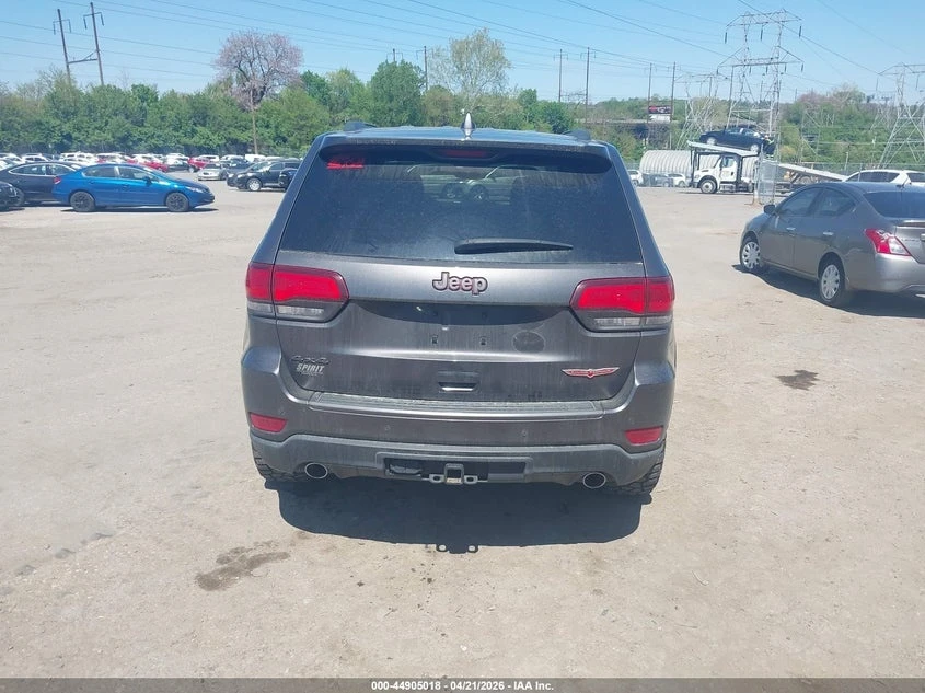 Jeep Grand cherokee TRAILHAWK 4X4 * 5.7 HEMI * CARFAX * , снимка 4 - Автомобили и джипове - 54315566