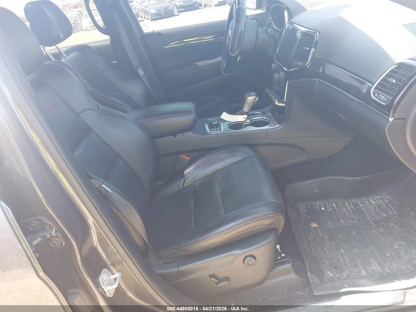 Jeep Grand cherokee TRAILHAWK 4X4 * 5.7 HEMI * CARFAX * , снимка 7 - Автомобили и джипове - 54315566