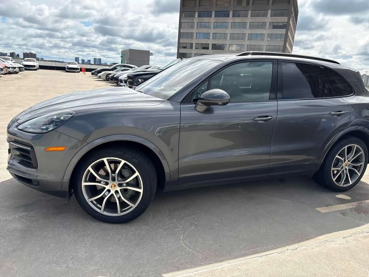 Porsche Cayenne | S | ОБДУХВАНЕ | 360 | ПАНОРАМА | , снимка 2 - Автомобили и джипове - 54373000