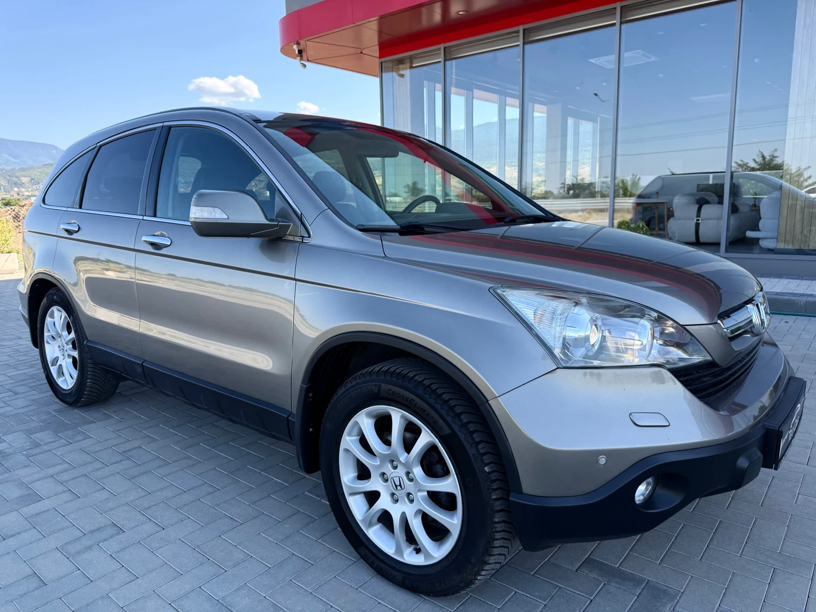 Honda Cr-v 2.0 i-VTEC / AVTOMAT / EXECUTIVE / KOJA / NAVI
