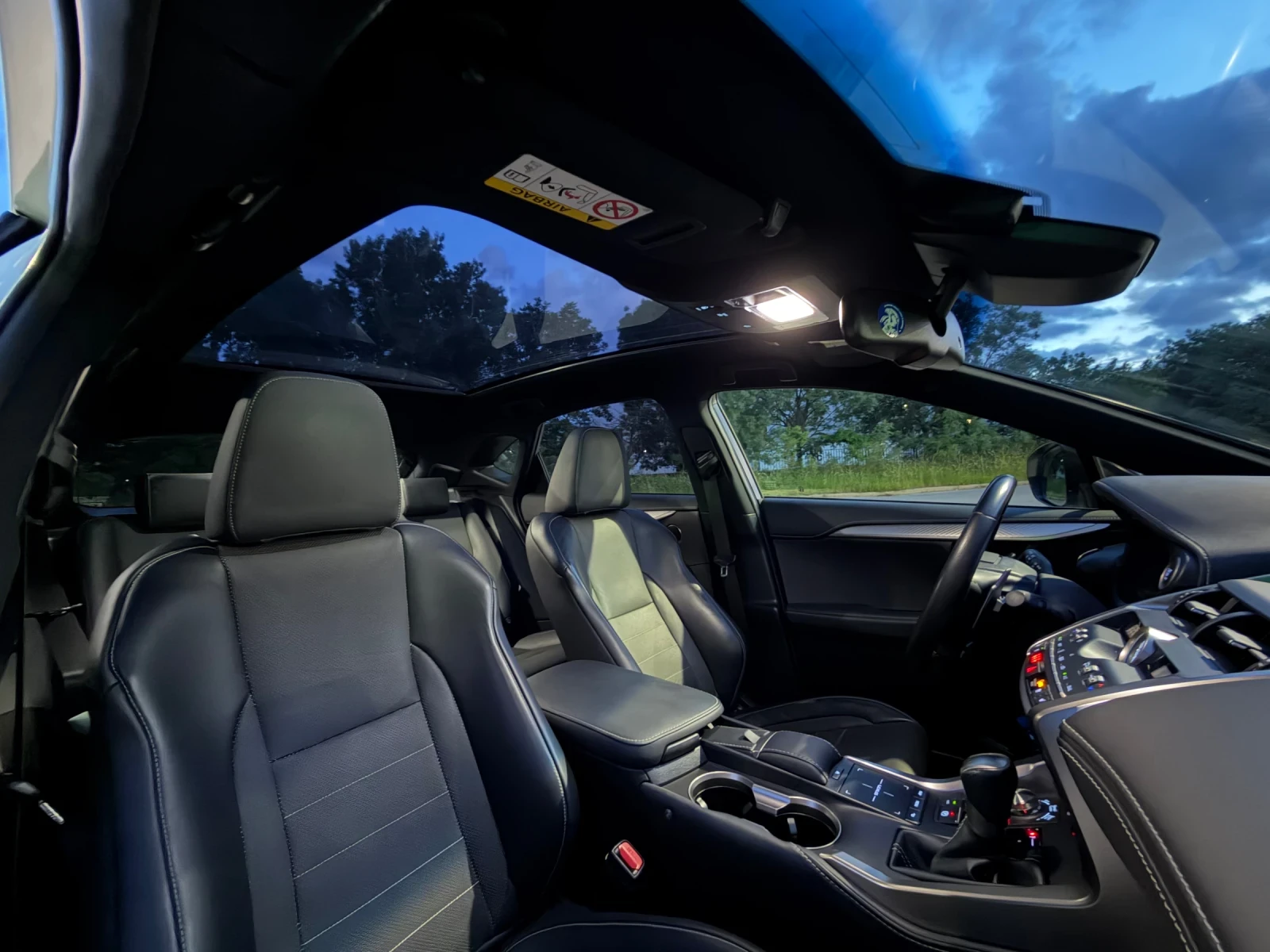 Lexus NX 300 2.0t 238k.c. FSPORT, снимка 9 - Автомобили и джипове - 54812429