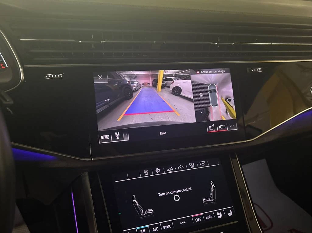Audi Q8 Technik 55 TFSI* CARFAX* ОПЦИЯ ЗА ФИНАНСИРАНЕ* , снимка 13 - Автомобили и джипове - 54925532