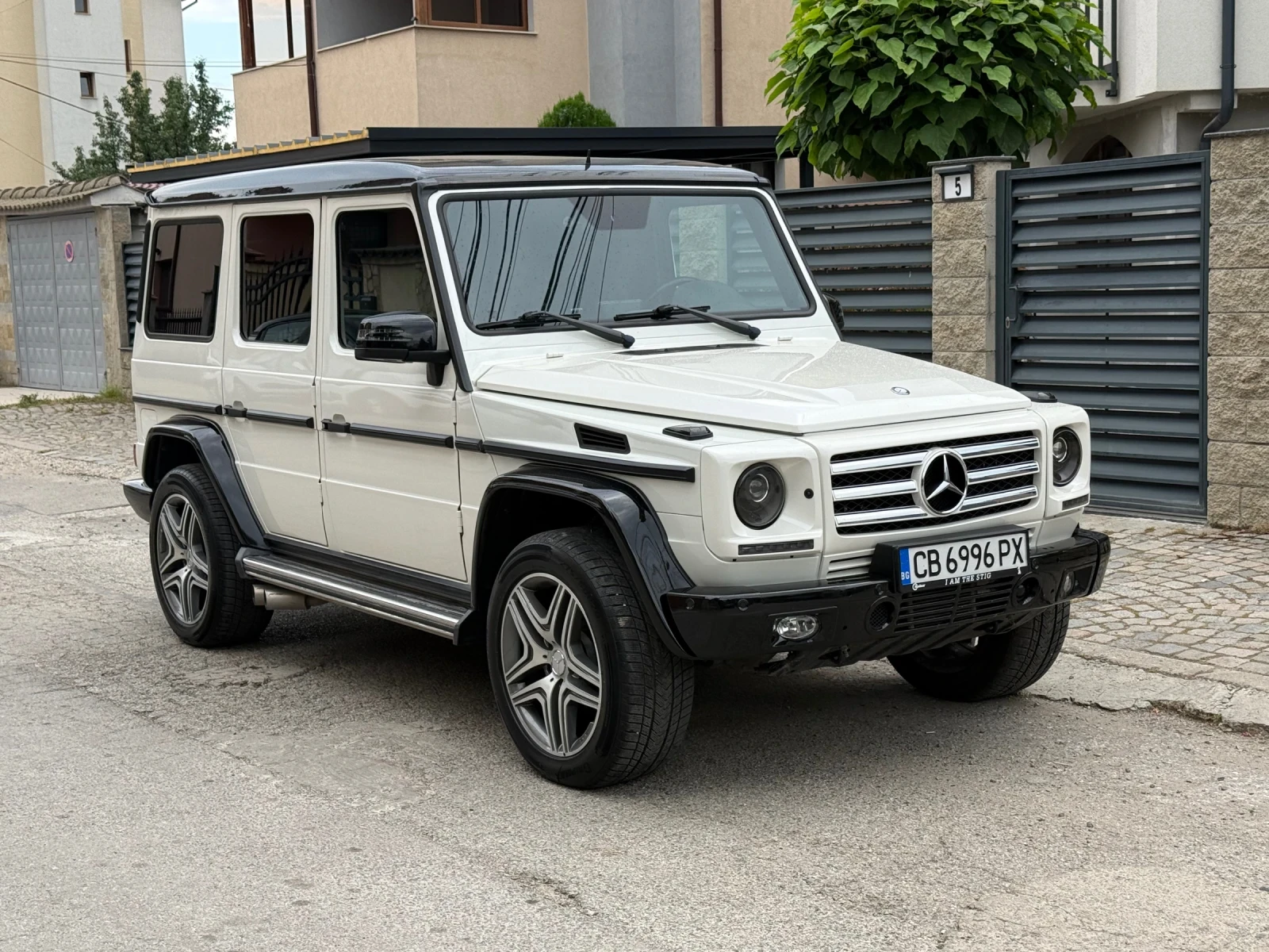 Mercedes-Benz G 500 AMG| designo| harman/kardon| Camera| 90 000км| 06., снимка 3 - Автомобили и джипове - 54937040