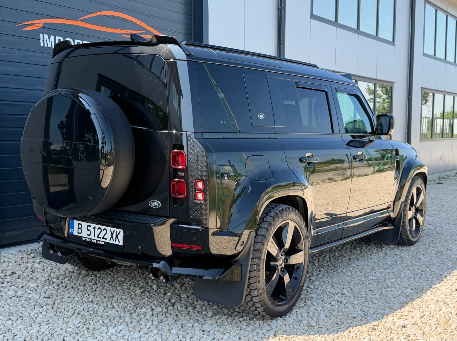 Land Rover Defender P400 2021 URBAN Edition, снимка 8 - Автомобили и джипове - 55170928