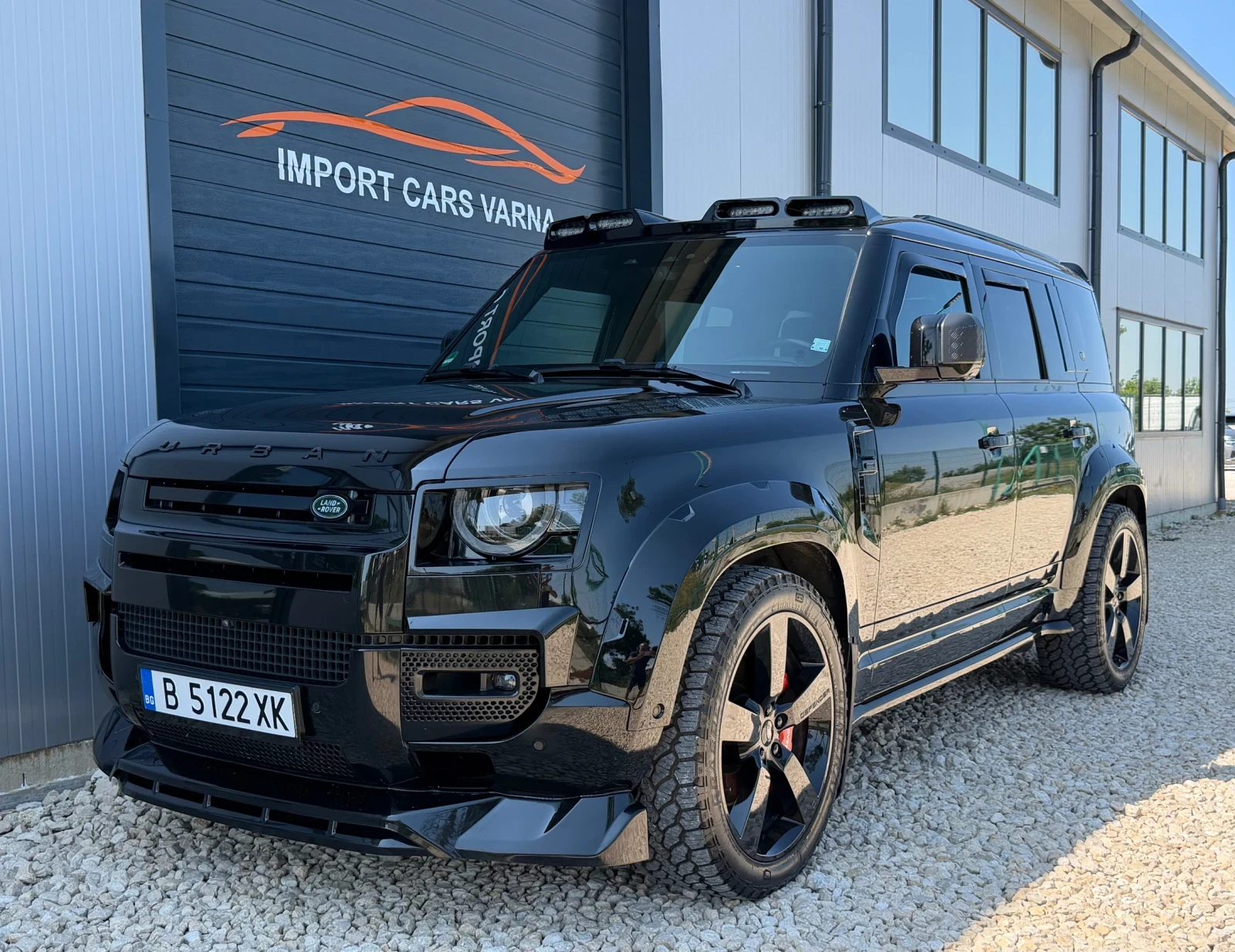 Land Rover Defender P400 2021 URBAN Edition