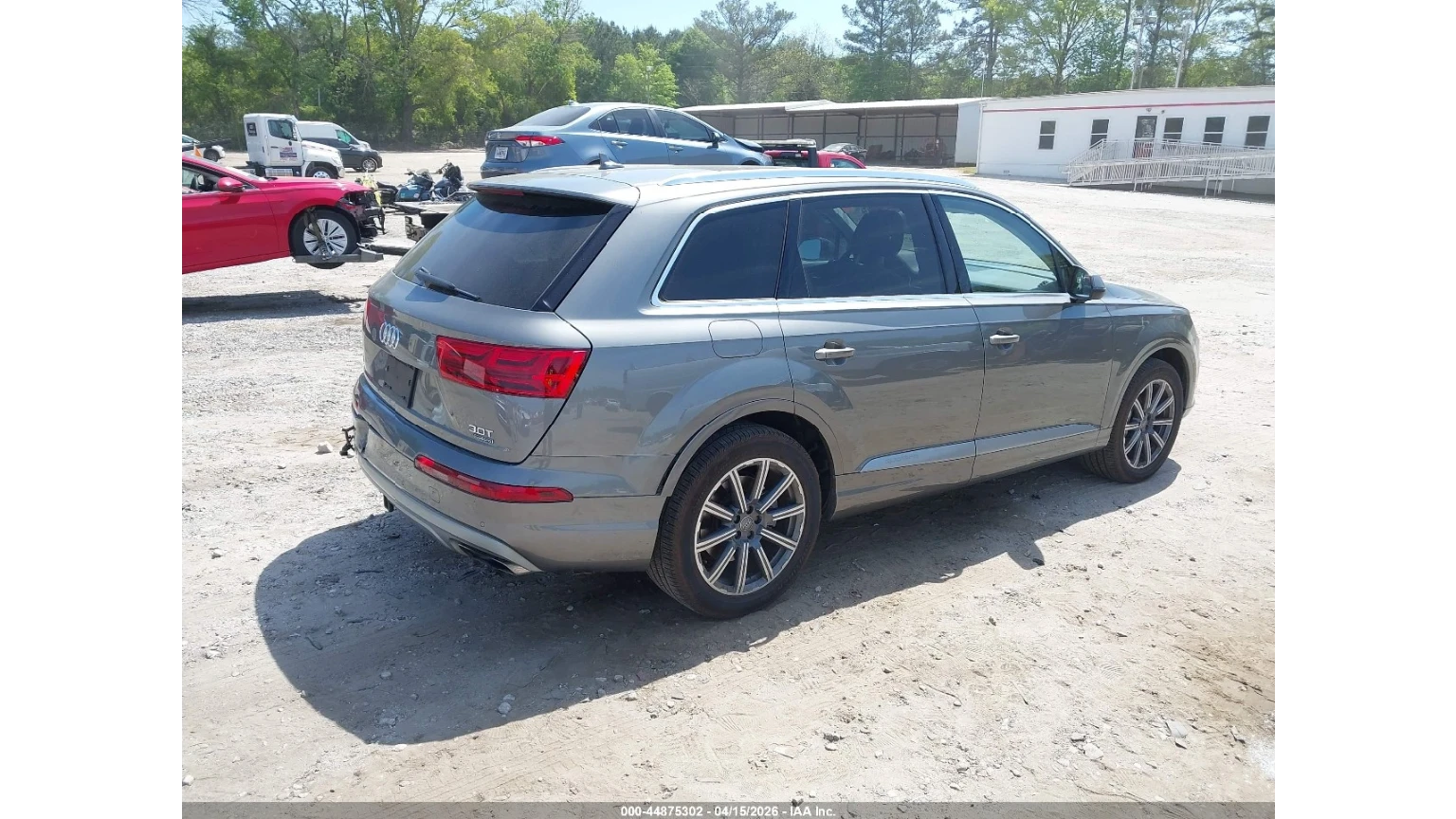 Audi Q7 Premium СЕРВИЗНА ИСТОРИЯ, снимка 5 - Автомобили и джипове - 55254503