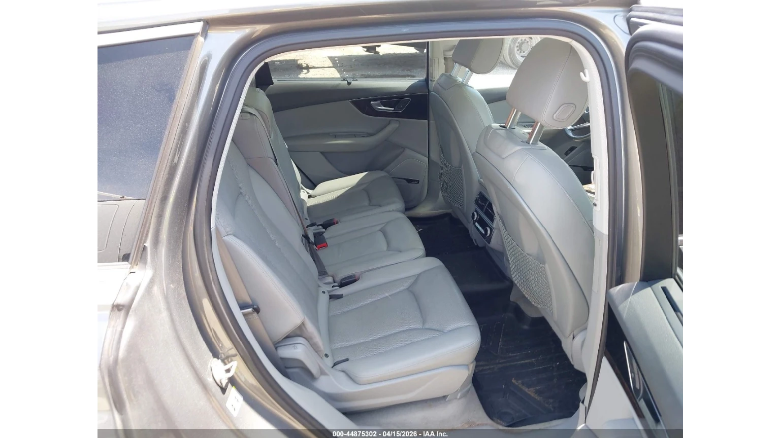 Audi Q7 Premium СЕРВИЗНА ИСТОРИЯ, снимка 11 - Автомобили и джипове - 55254503
