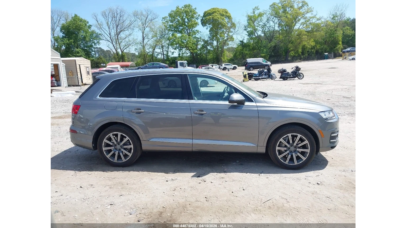 Audi Q7 Premium СЕРВИЗНА ИСТОРИЯ, снимка 6 - Автомобили и джипове - 55254503