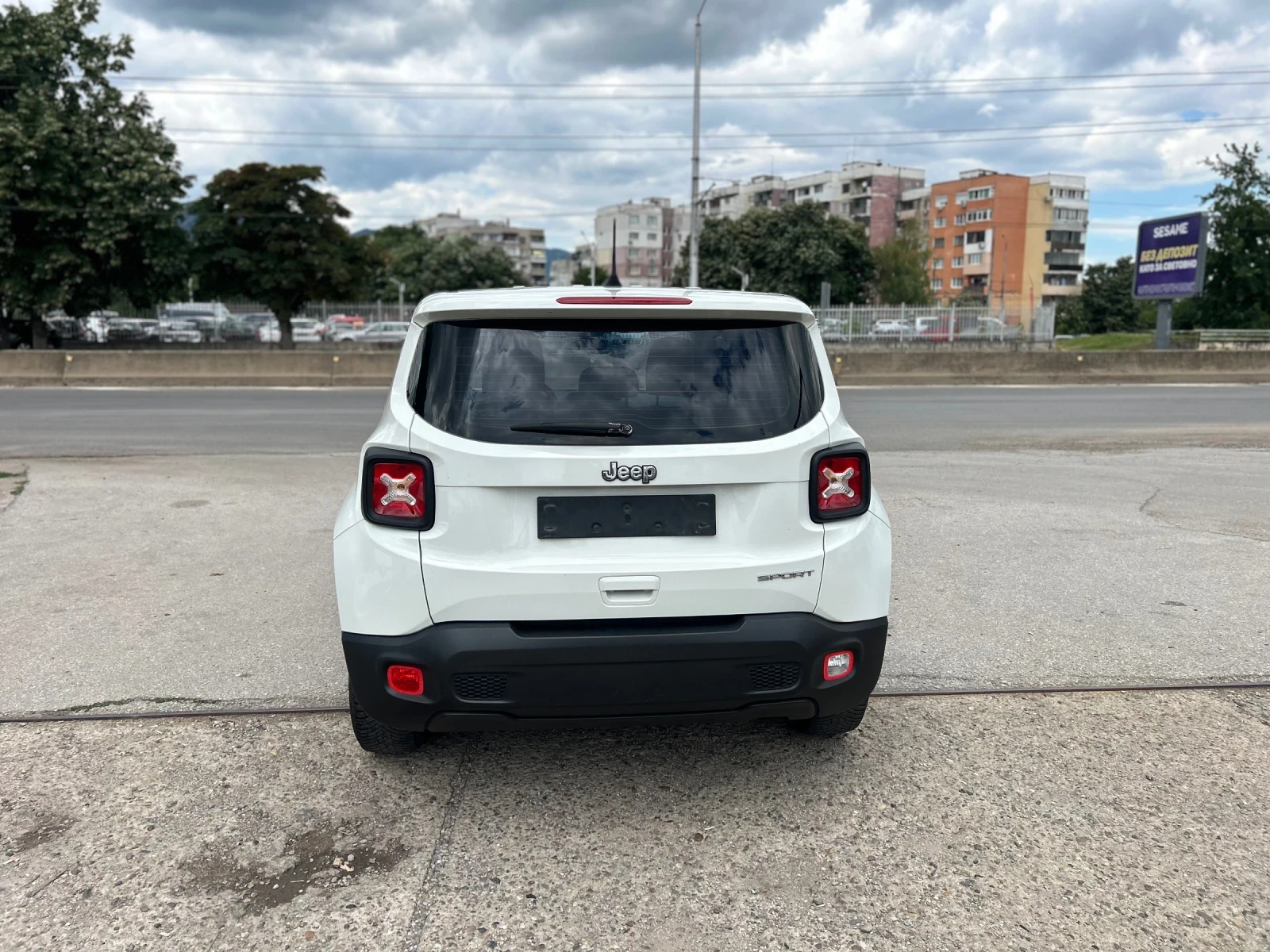 Jeep Renegade, снимка 6 - Автомобили и джипове - 55263818