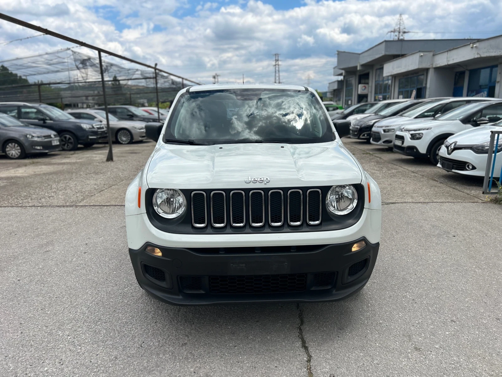 Jeep Renegade, снимка 2 - Автомобили и джипове - 55263818