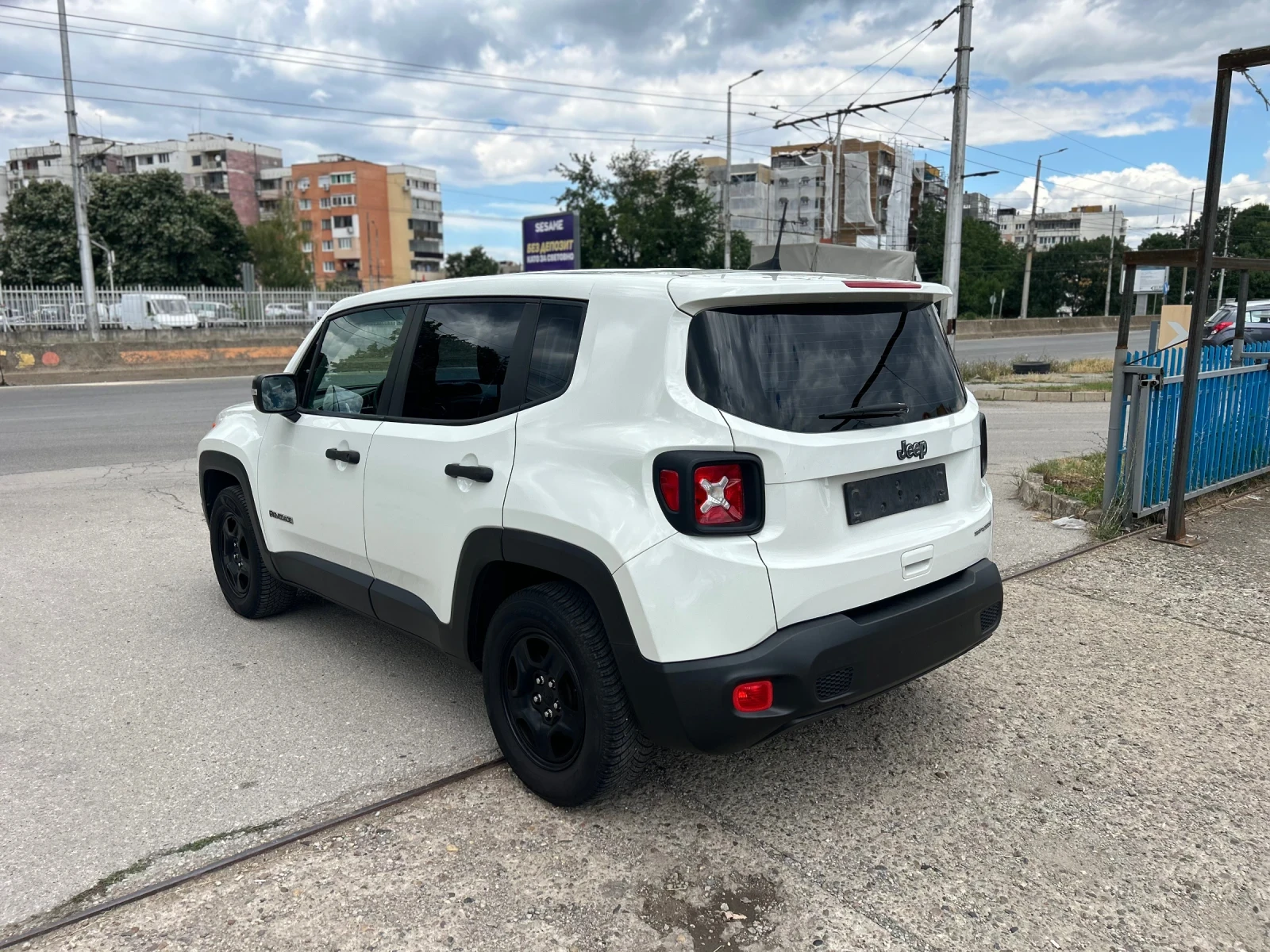 Jeep Renegade, снимка 5 - Автомобили и джипове - 55263818