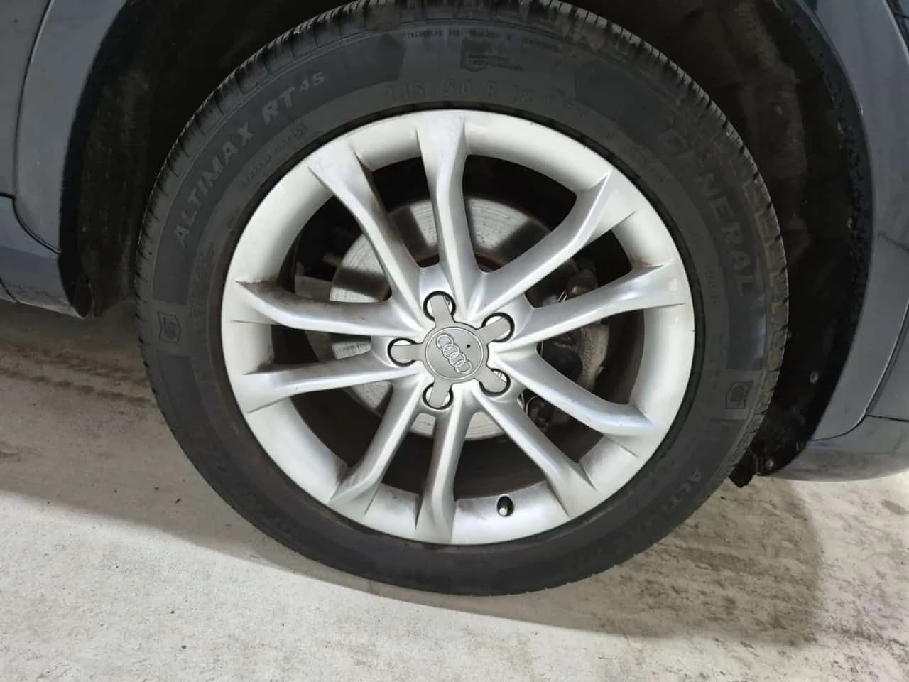 Audi Q3 * Technik * CARFAX * БЕЗ ПЪРВОНАЧАЛНА ВНОСКА, снимка 17 - Автомобили и джипове - 55528890