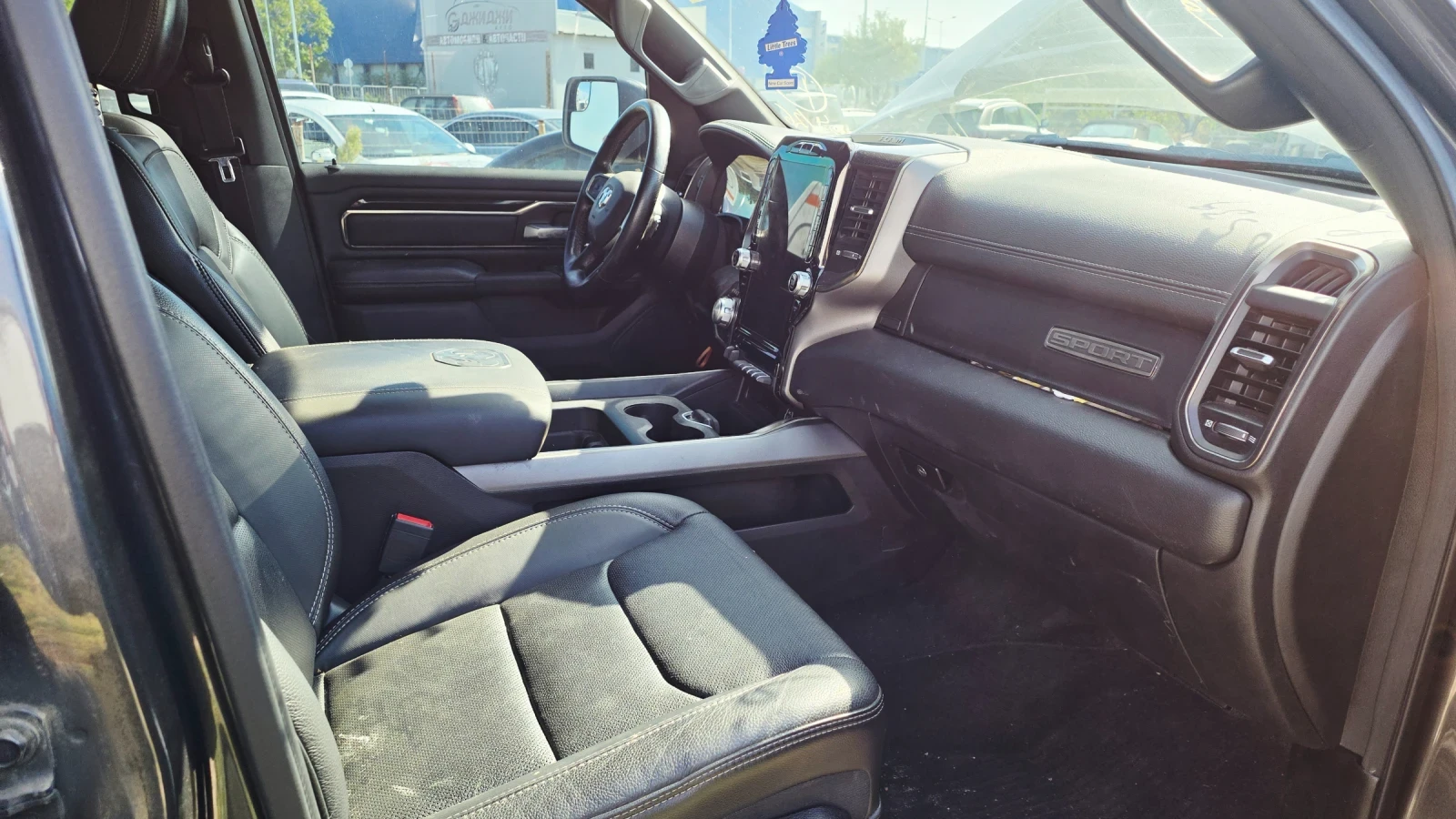 Dodge RAM 1500 Dodge Ram  4x4   Sport 1500 Hemi 5.7 , снимка 14 - Автомобили и джипове - 56130112