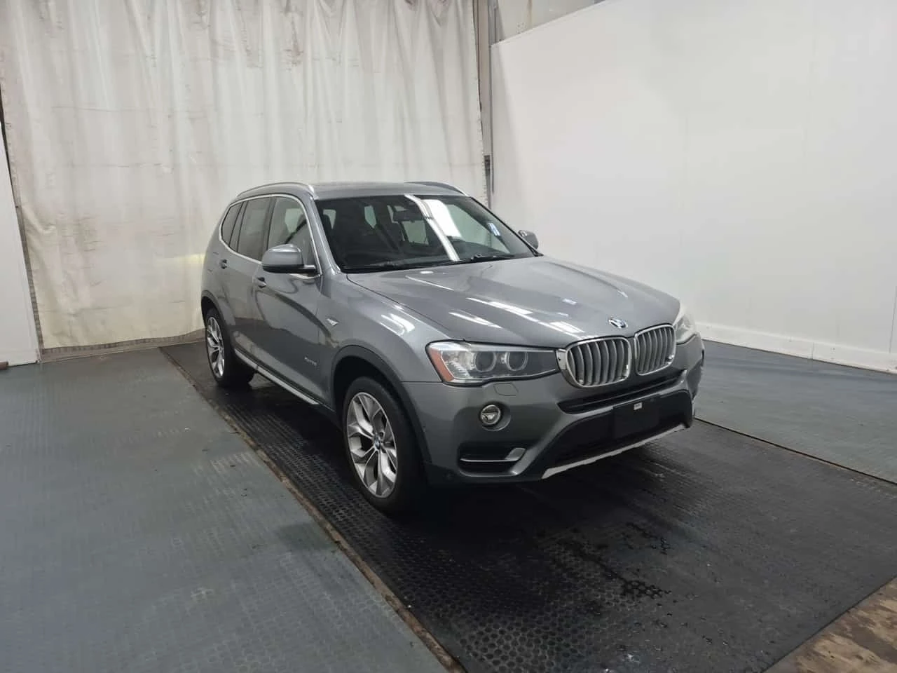 BMW X3 * Awd 4dr Xdrive28i * CARFAX * ���������� | Mobile.bg � ����������� 5