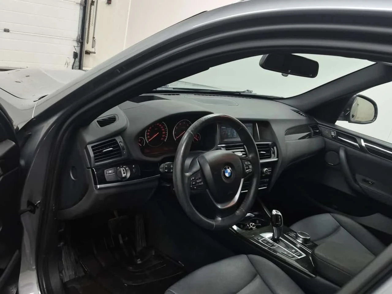 BMW X3 * Awd 4dr Xdrive28i * CARFAX * ���������� | Mobile.bg � ����������� 10