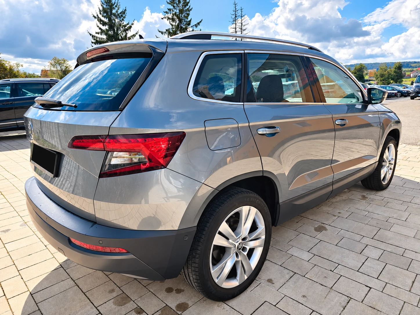 Skoda Karoq Style, снимка 6 - Автомобили и джипове - 56335313