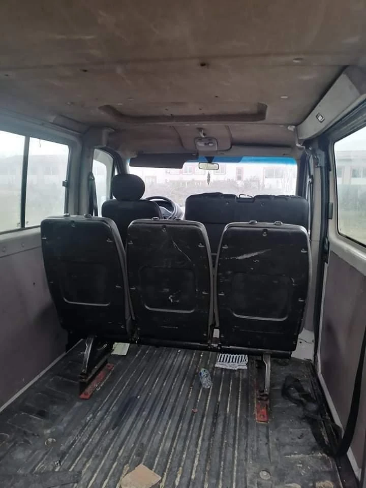 Renault Master 2.5 DCi на части, снимка 4 - Бусове и автобуси - 35121347