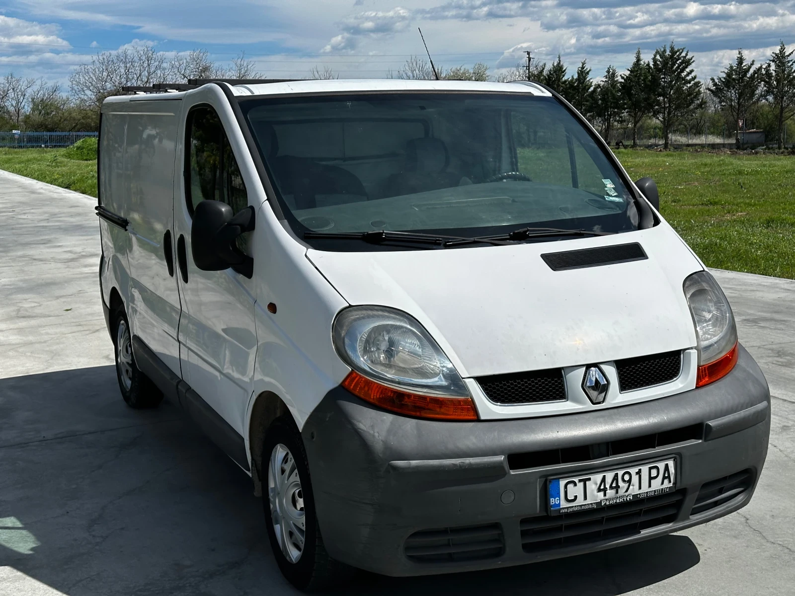 Renault Trafic  1.9 DCI 100 к.с, снимка 3 - Бусове и автобуси - 54243779
